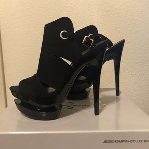 Jessica Simpson platforms heels
